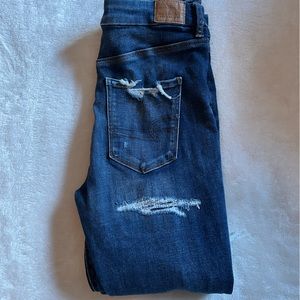 American Eagle Ripped Jeans Curvy High Rise Jeggings